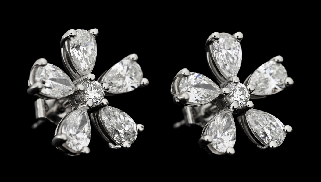 PLATINUM 3CT TW DIAMOND FLOWER EARRINGS