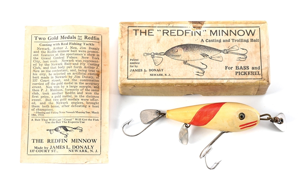DONALY REDFIN MINNOW IN PICTURE BOX