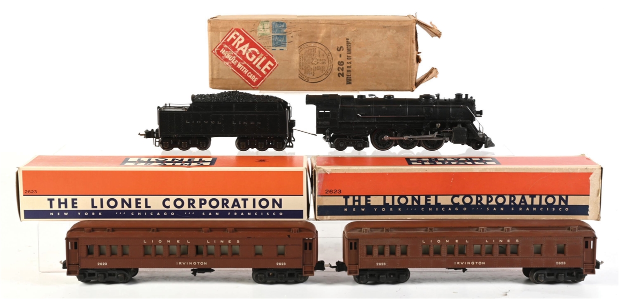 LOT OF 4: PRE-WAR LIONEL O-GA. NO. 226E STEAM LOCOMOTIVE WITH MADISON PASSENGER CARS