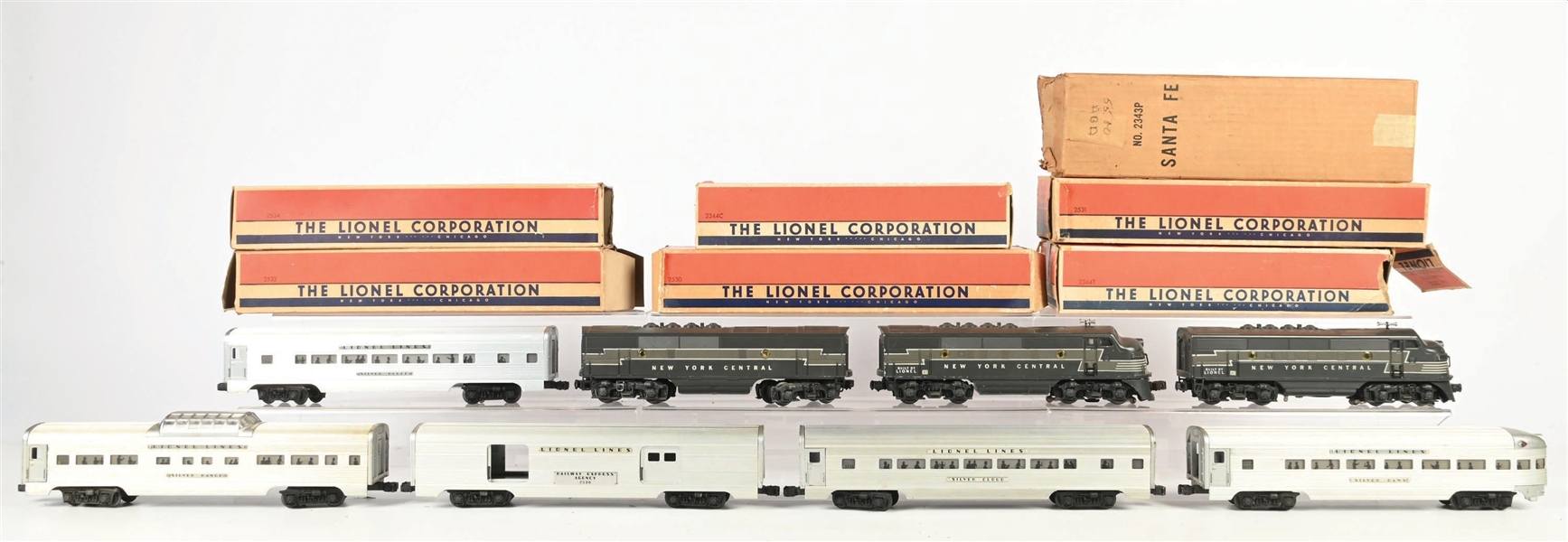 LIONEL POSTWAR O. GAUGE NO. 2344 NEW YORK CENTRAL F3 ABA UNIT DIESEL LOCOMOTIVE PASSENGER SET WITH ORIGINAL BOXES