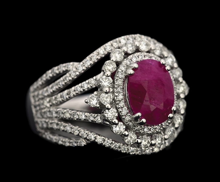 PLATINUM BURMESE RUBY & DIAMOND RING W/GIA REPORT