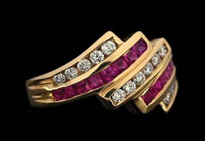 14K YELLOW GOLD RUBY & DIAMOND RING W/REPORT