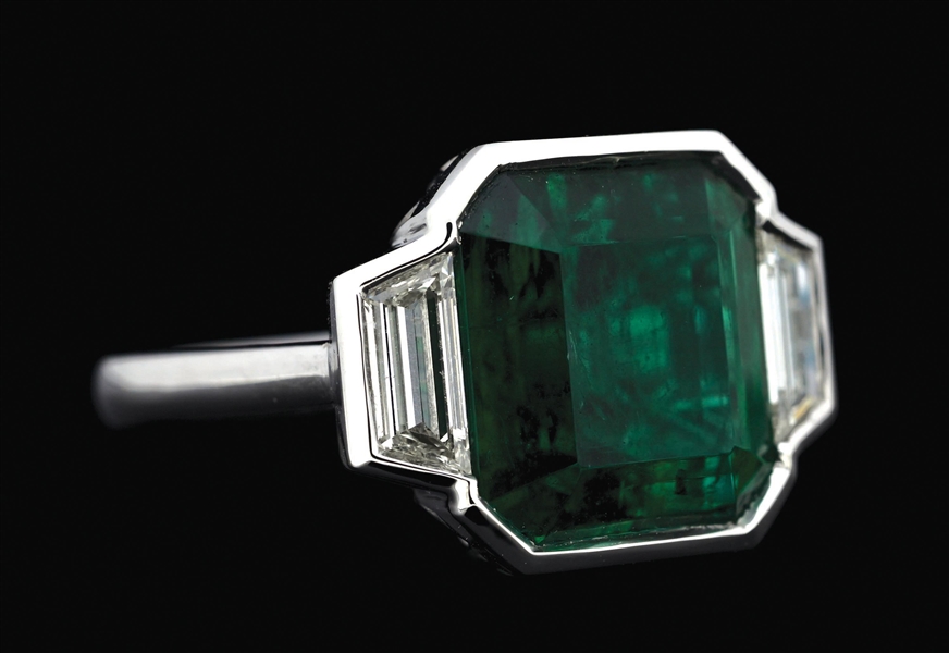 PLATINUM 11.37CT EMERALD & DIAMOND RING W/REPORT