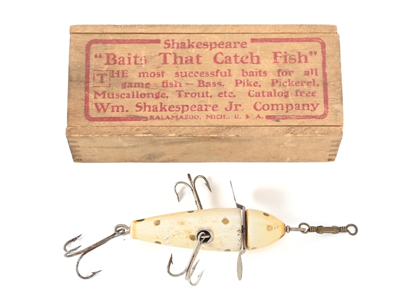 SHAKESPEARE FLOATING SPINNER IN CORRECT WOOD BOX