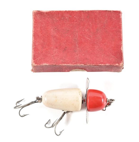 PFLUEGER GLOBE IN CONGRESS PLUG BAIT BOX