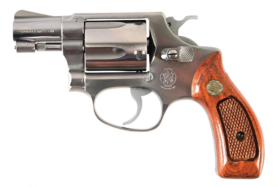 (C) SMITH & WESSON MODEL 60 CHIEFS SPECIAL DOUBLE ACTION REVOLVER WITH BOX