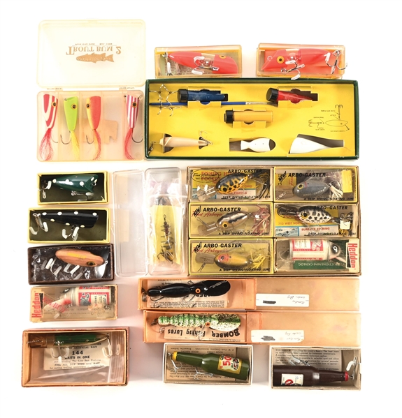 MIXED LOT OF BOXED LURES