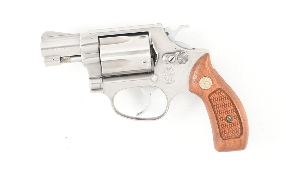 (M) SMITH & WESSON MODEL 60 DOUBLE ACTION REVOLVER.