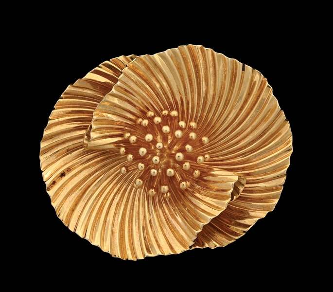 14K YELLOW GOLD FLOWER BROOCH FUR CLIP BY PARRY & PARRY