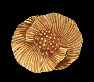 14K YELLOW GOLD FLOWER BROOCH FUR CLIP BY PARRY & PARRY