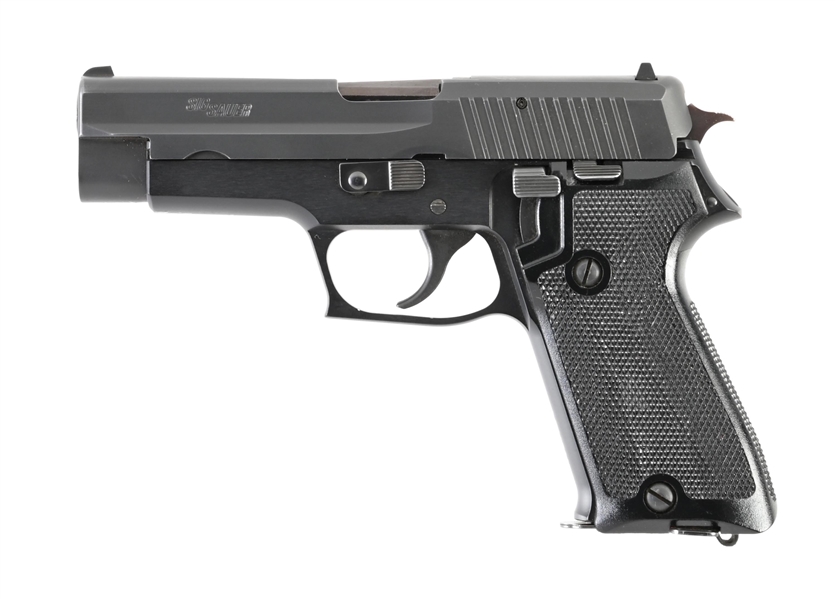 (M) WEST GERMAN SIG SAUER P220 SEMI-AUTOMATIC PISTOL WITH BOX.