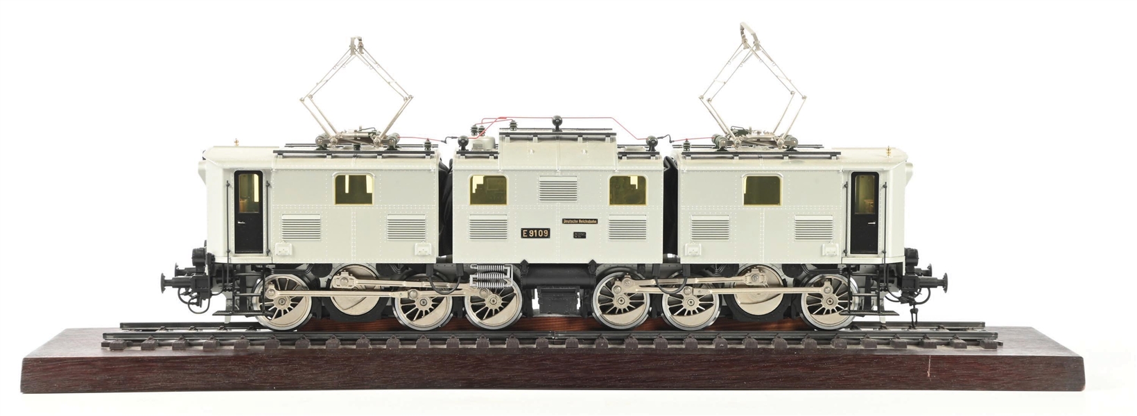 MARKLIN 5517 GAUGE 1 SPECIAL EDITION CLASS E91 ELECTRIC LOCOMOTIVE WITH DISPLAY BOARD