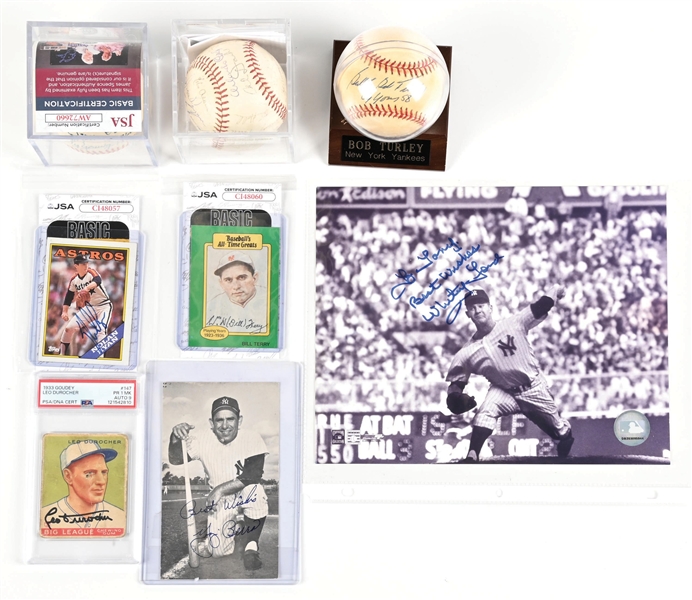 LARGE VINTAGE LOT OF BASEBALL AUTOGRAPH CARDS & MEMORABILIA    