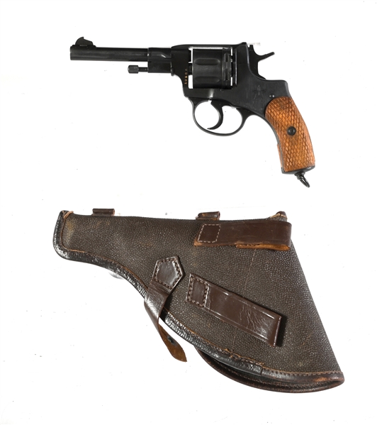 (C) RUSSIAN OFFICERS MODEL 1895 NAGANT DOUBLE ACTION REVOLVER & HOLSTER.