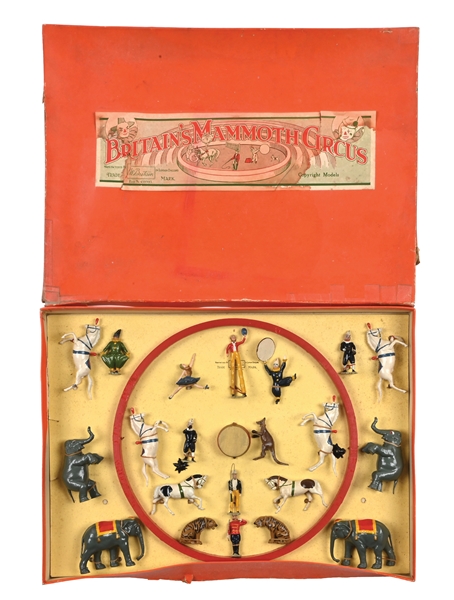 W. BRITAINS MAMMOTH CIRCUS SET NO. 1539 W/ ORIGINAL BOX
