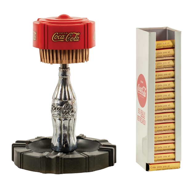 A PAIR OF COCA- COLA COLLECTABLES: MATCH-PULL ASHTRAY AND MATCHBOOK HOLDER