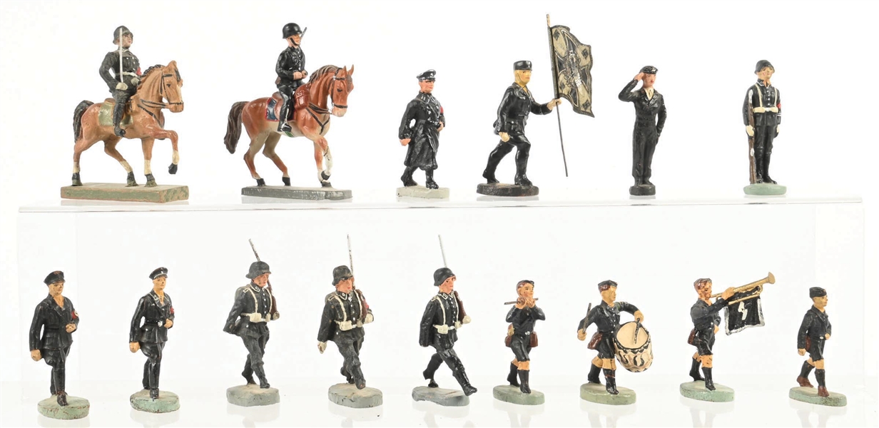 LOT OF 17: ELASTOLIN SS FIGURES