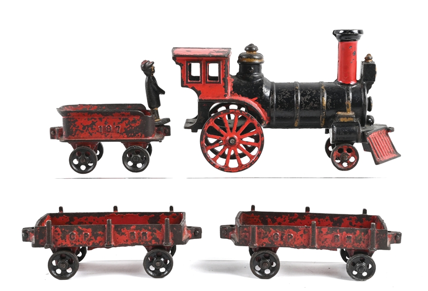 SET OF 4 CAST IRON TOY TRAIN WITH FREIGHT CARS