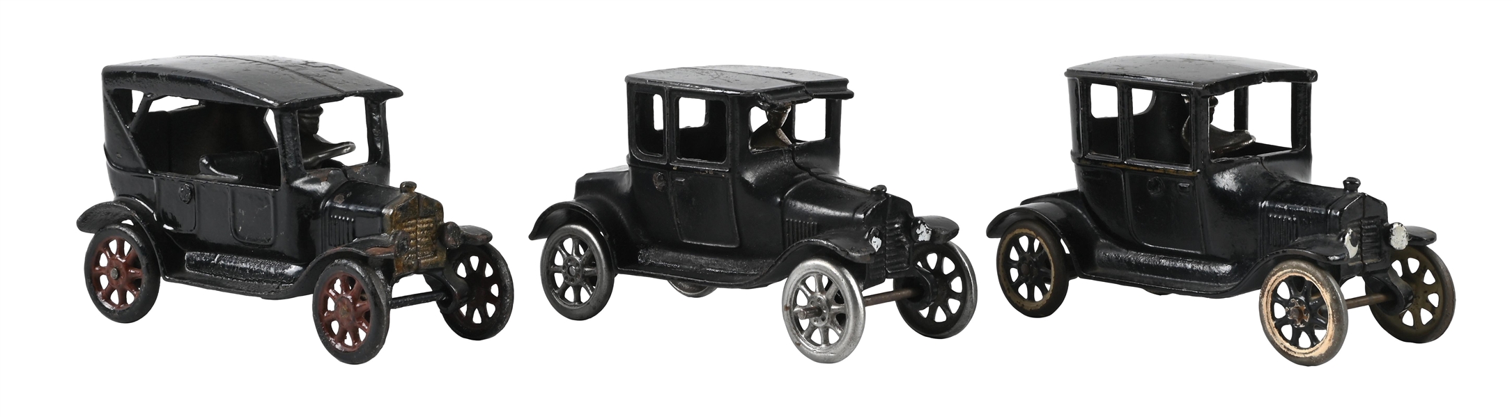 LOT OF 3: ARCADE MFG. CO. CAST IRON FORD MODEL TOY CARS