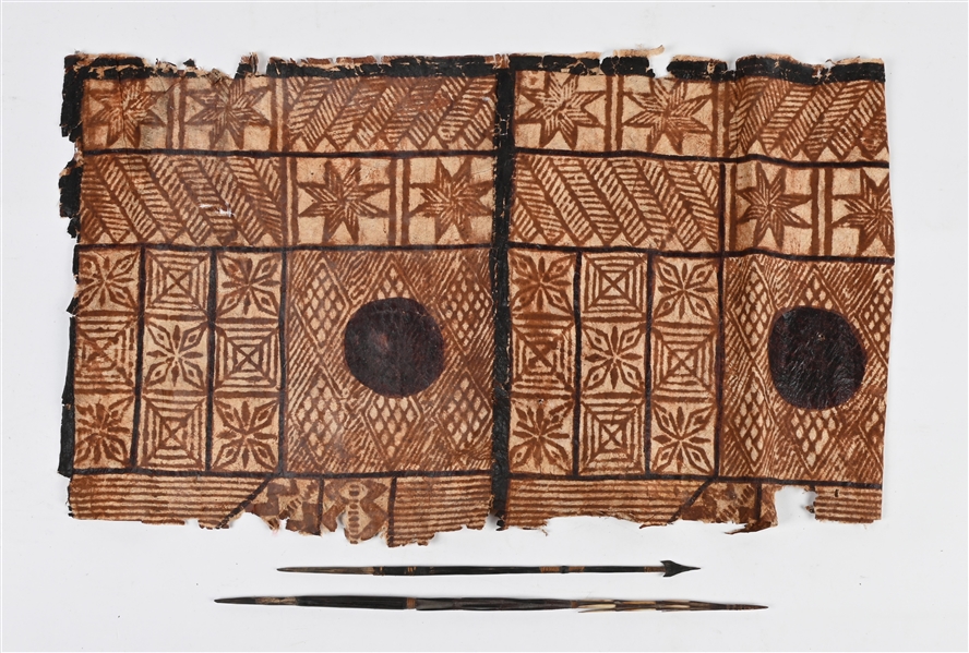 TAPA CLOTH & 2 SPEAR TIPS