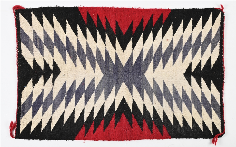 NAVAJO (DINÉ) RUG