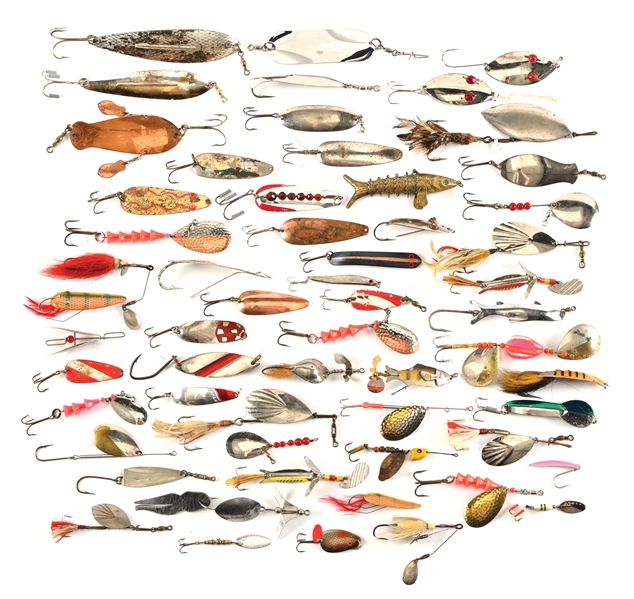 SEVERAL DOZEN METAL BAITS
