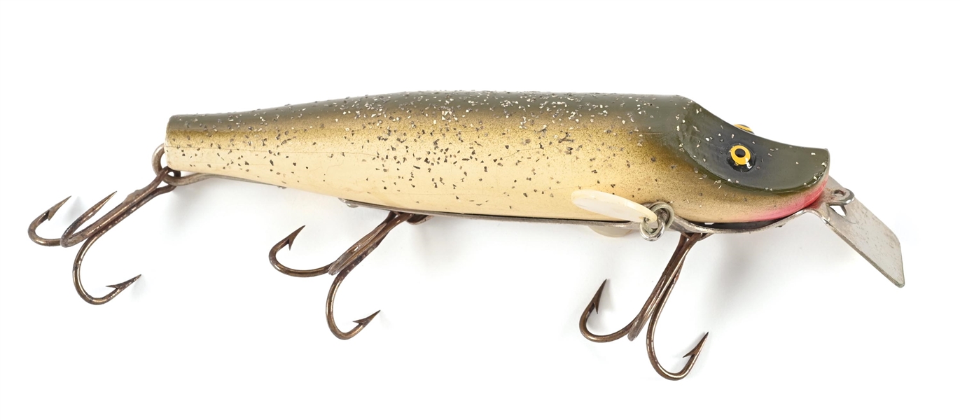 PAW PAW MUSKY SPOON BELLY WOBBLER IN SILVER FLITTERS